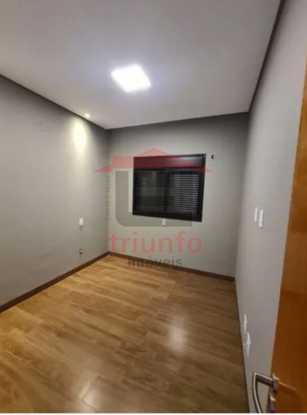 Casa à venda com 3 quartos, 261m² - Foto 7