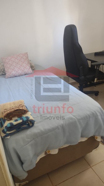 Apartamento à venda com 2 quartos, 74m² - Foto 4