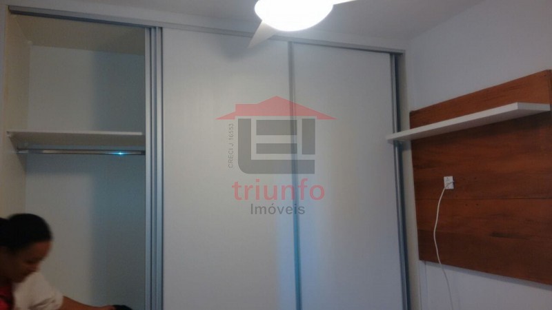 Apartamento à venda com 2 quartos, 74m² - Foto 3