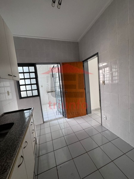 Apartamento para alugar com 3 quartos, 90m² - Foto 5