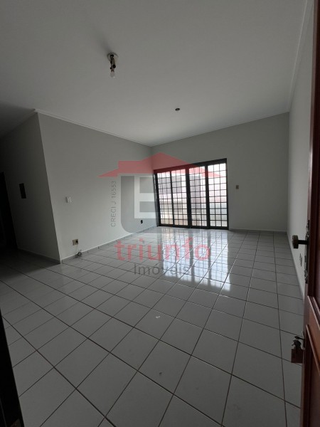 Apartamento para alugar com 3 quartos, 90m² - Foto 1