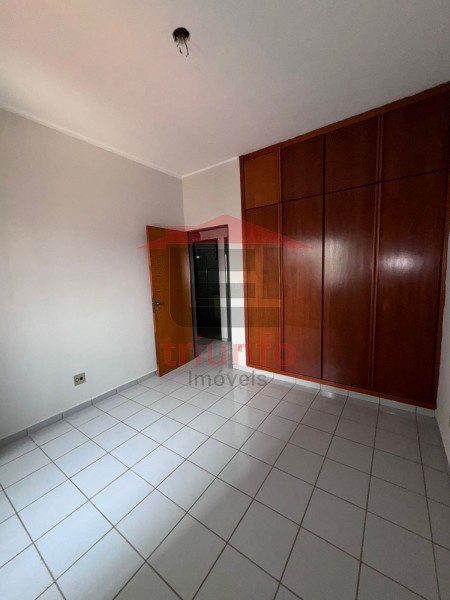 Apartamento para alugar com 3 quartos, 90m² - Foto 10