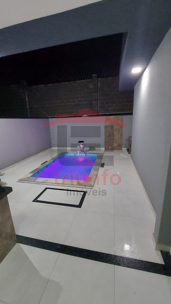 Casa à venda com 3 quartos, 162m² - Foto 14