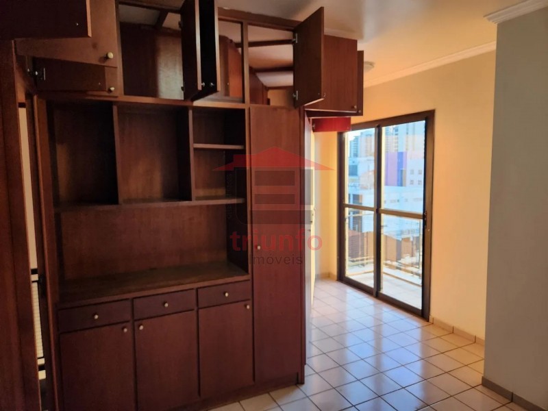 Apartamento à venda com 3 quartos, 94m² - Foto 6