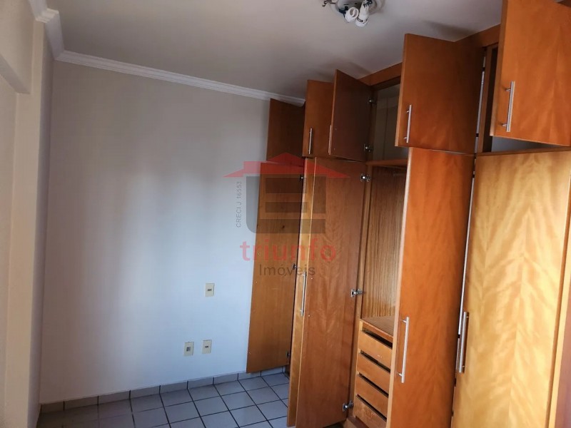 Apartamento à venda com 3 quartos, 94m² - Foto 8