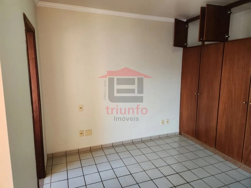 Apartamento à venda com 3 quartos, 94m² - Foto 7